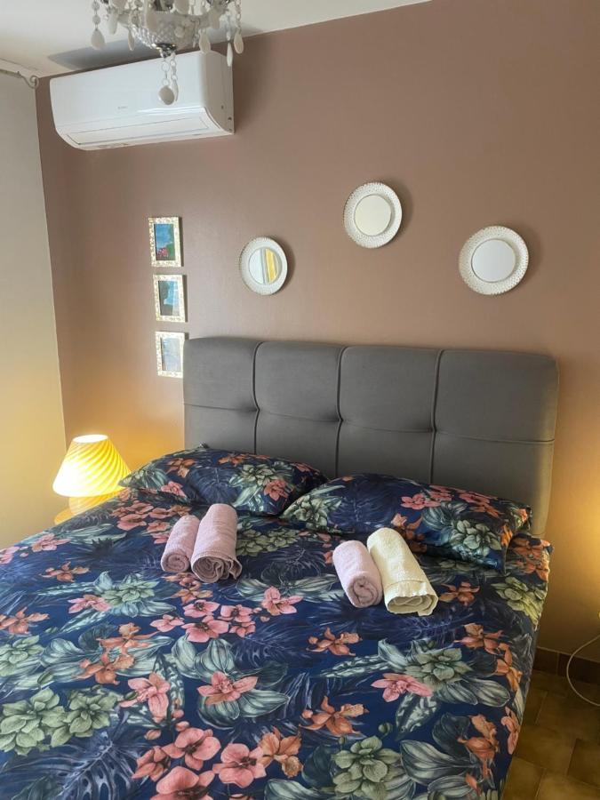 Nela Appartement *